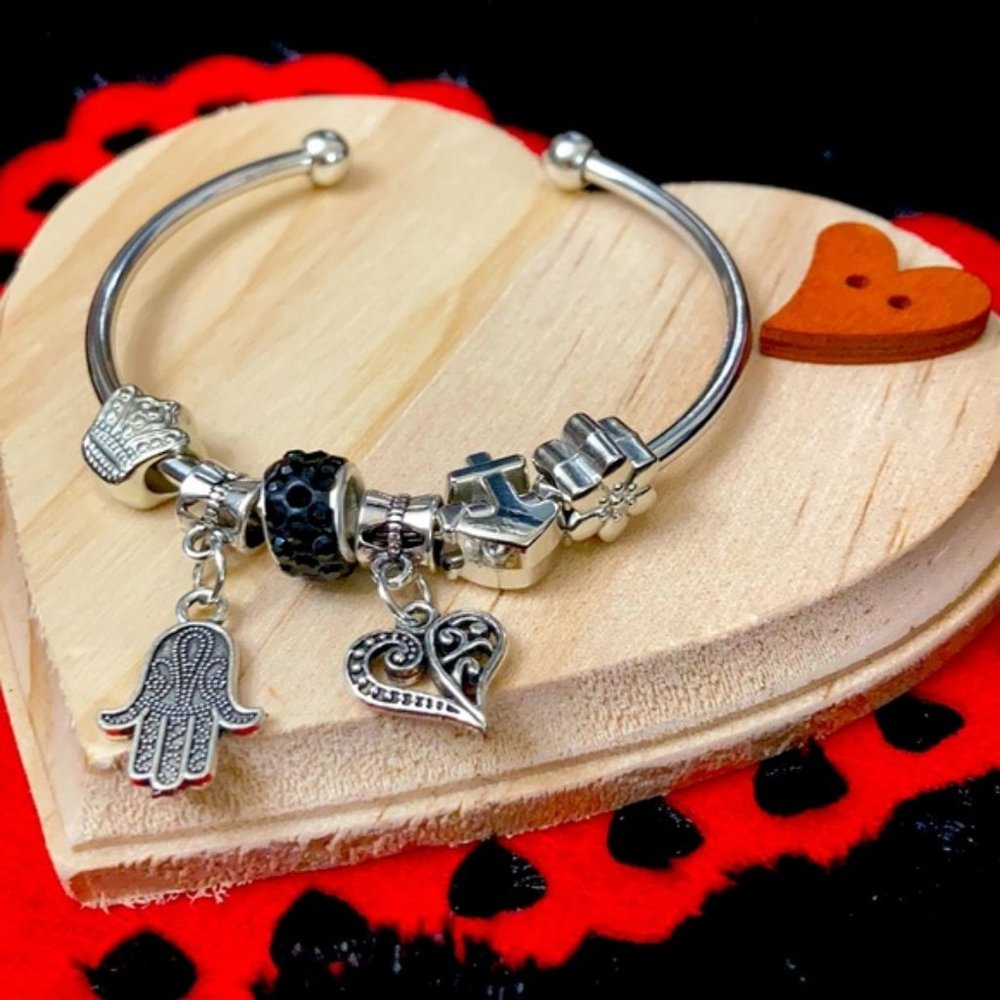 Hamsa, Queen Black love 🖤 Bracelet